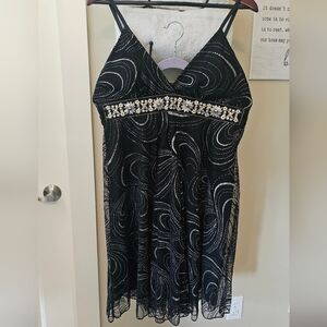 Black and Silver Swirl Pattern Elegant Dress